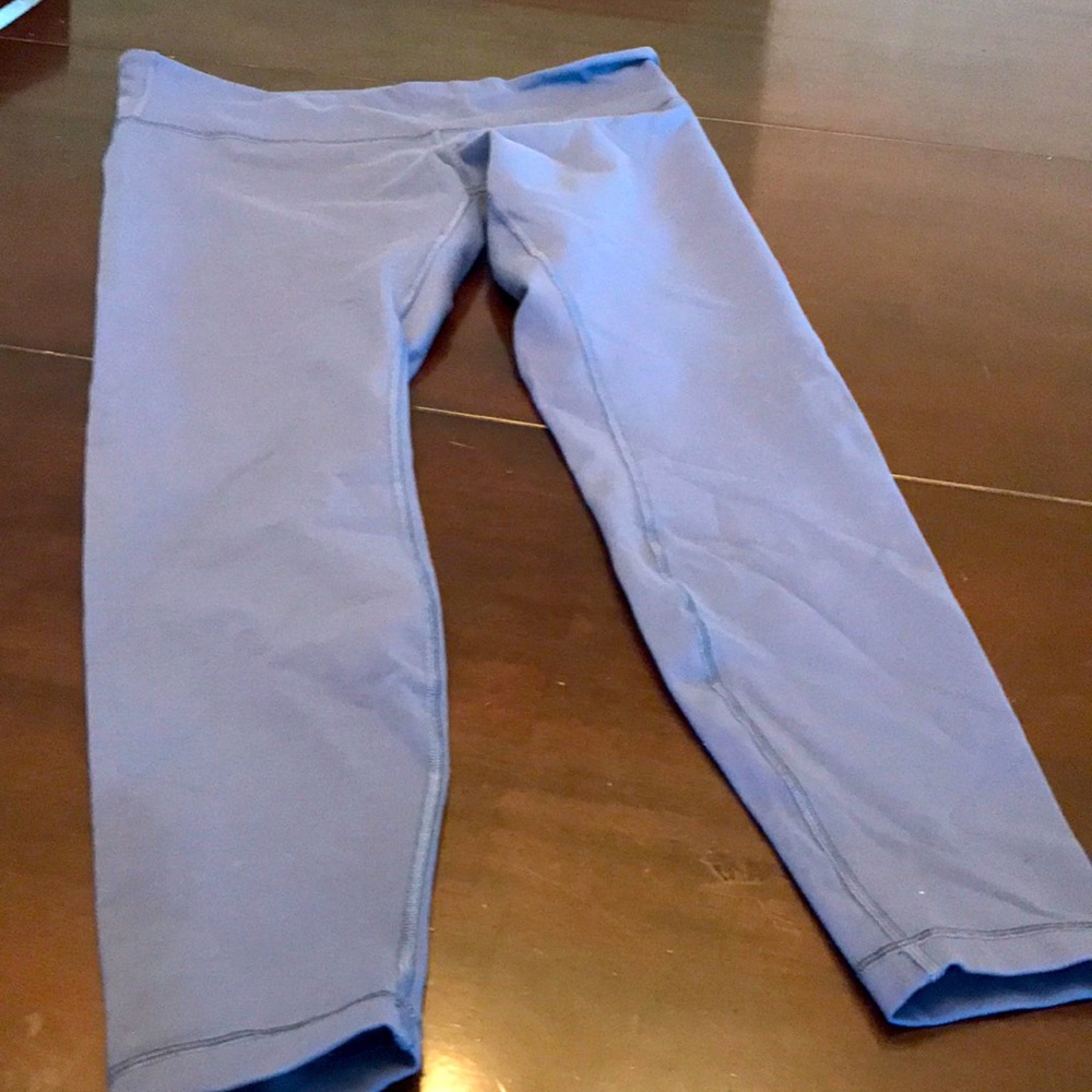 Grey lululemon tapered leggings